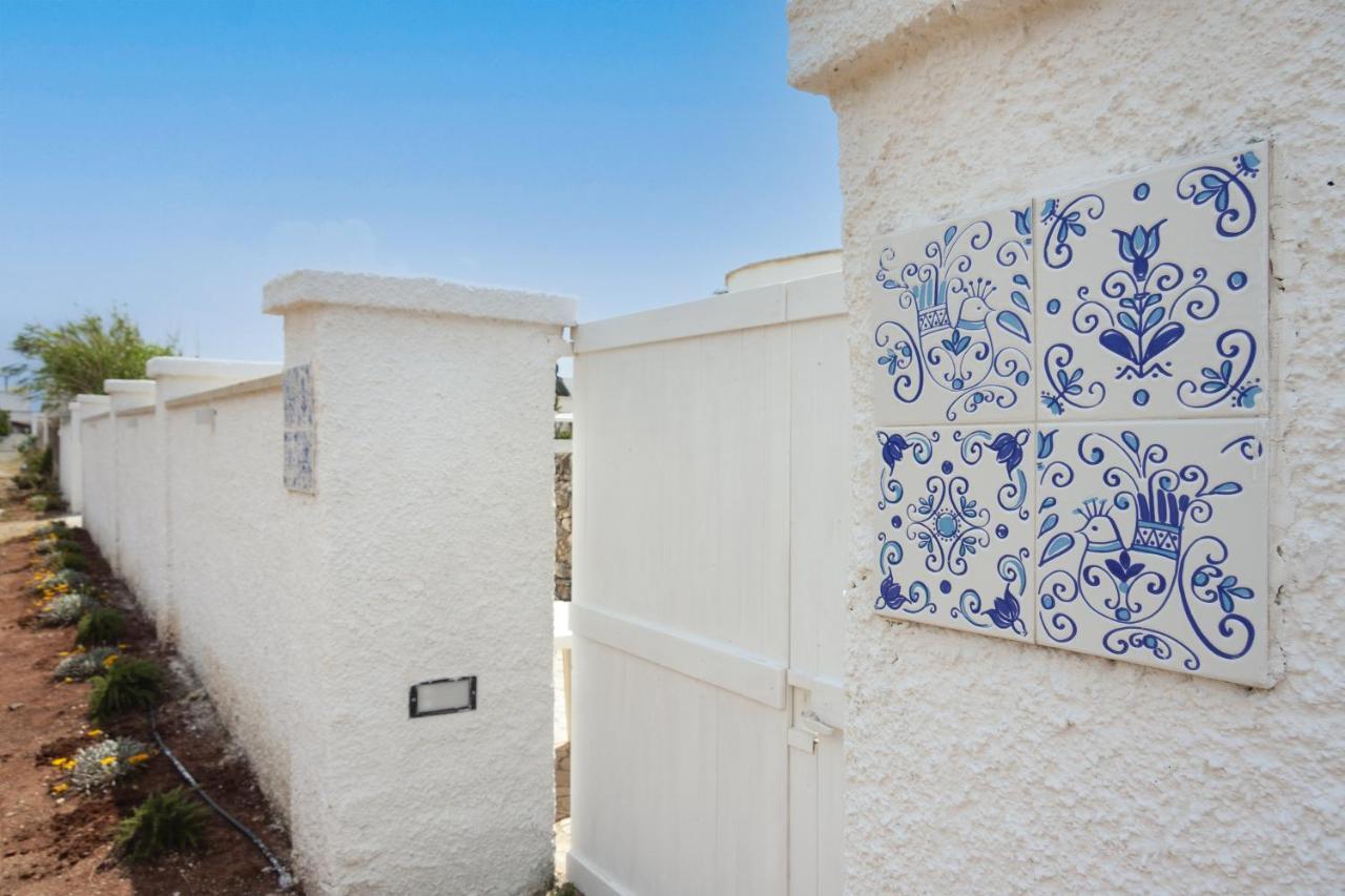 Trullo E Appartamenti Al Mare Torre San Giovanni Ugento Bagian luar foto