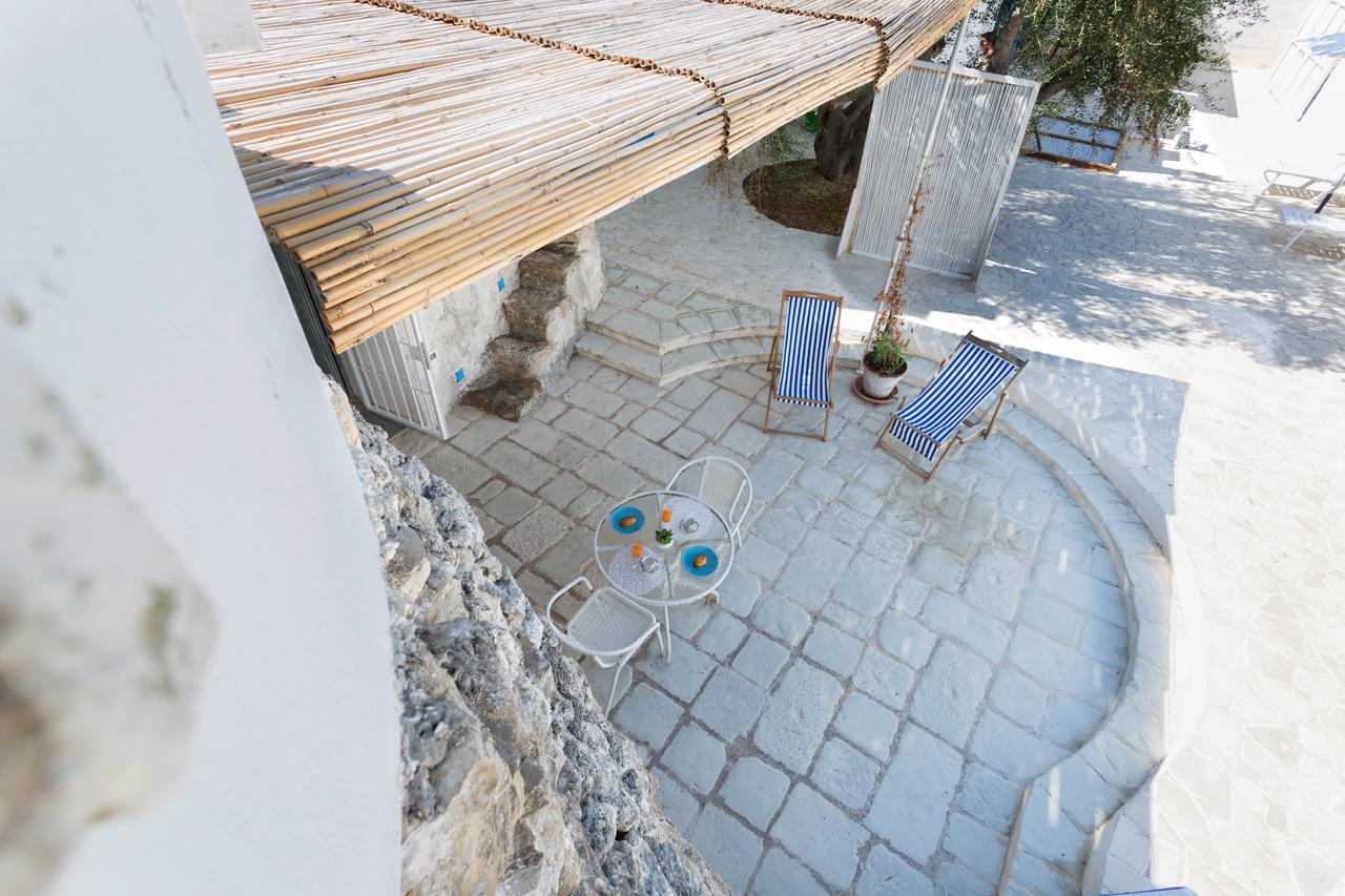 Trullo E Appartamenti Al Mare Torre San Giovanni Ugento Bagian luar foto